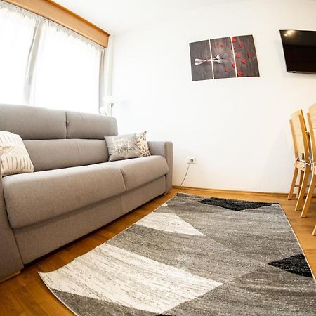 Flow Apartments Astoria Мерано Экстерьер фото