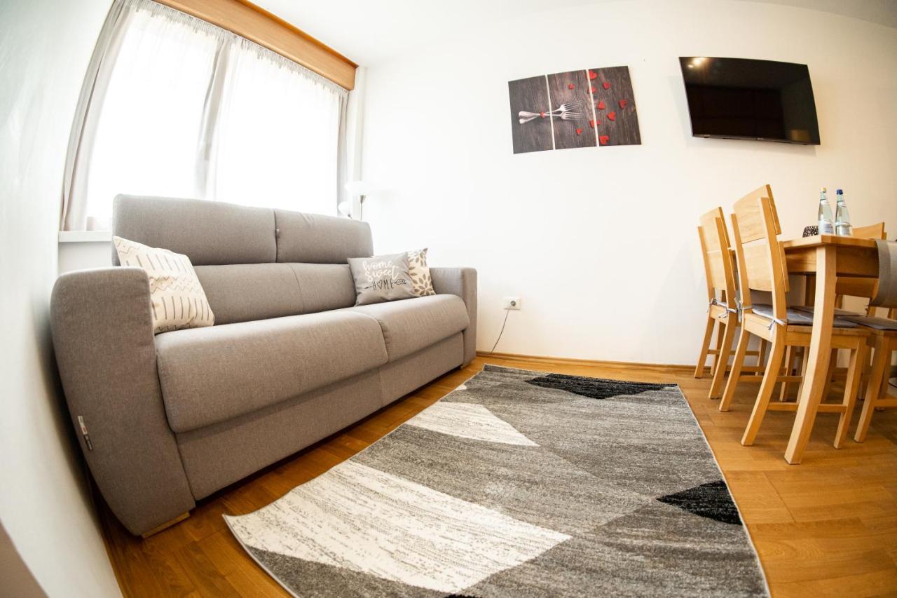 Flow Apartments Astoria Мерано Экстерьер фото