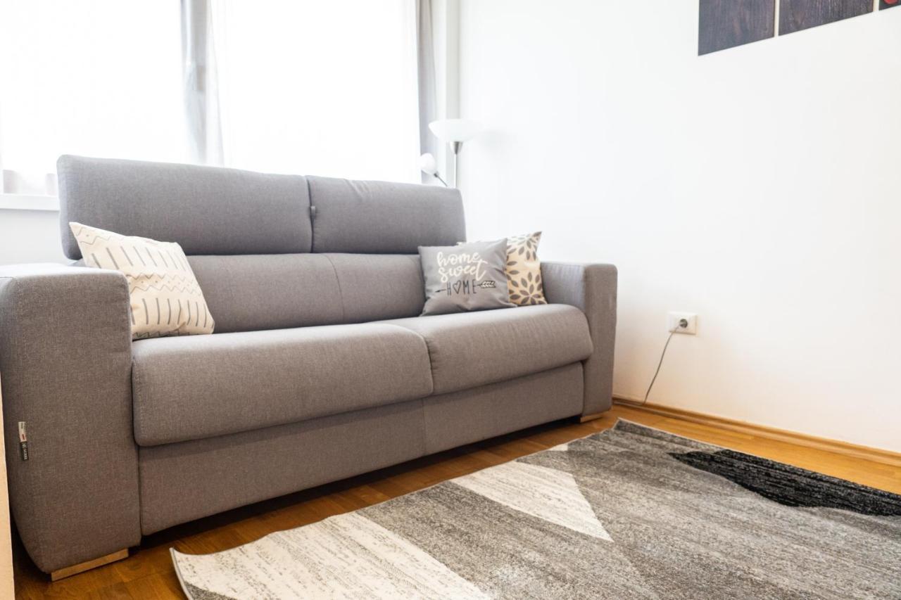 Flow Apartments Astoria Мерано Экстерьер фото