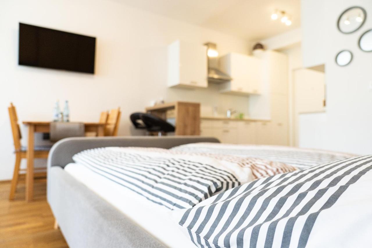 Flow Apartments Astoria Мерано Экстерьер фото